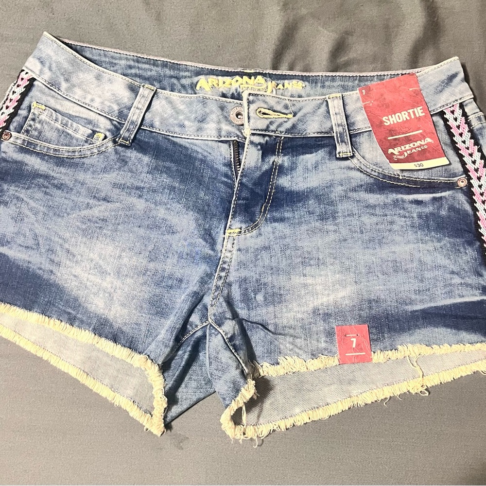 Arizona Jean Company Women's Blue Denim Shorts